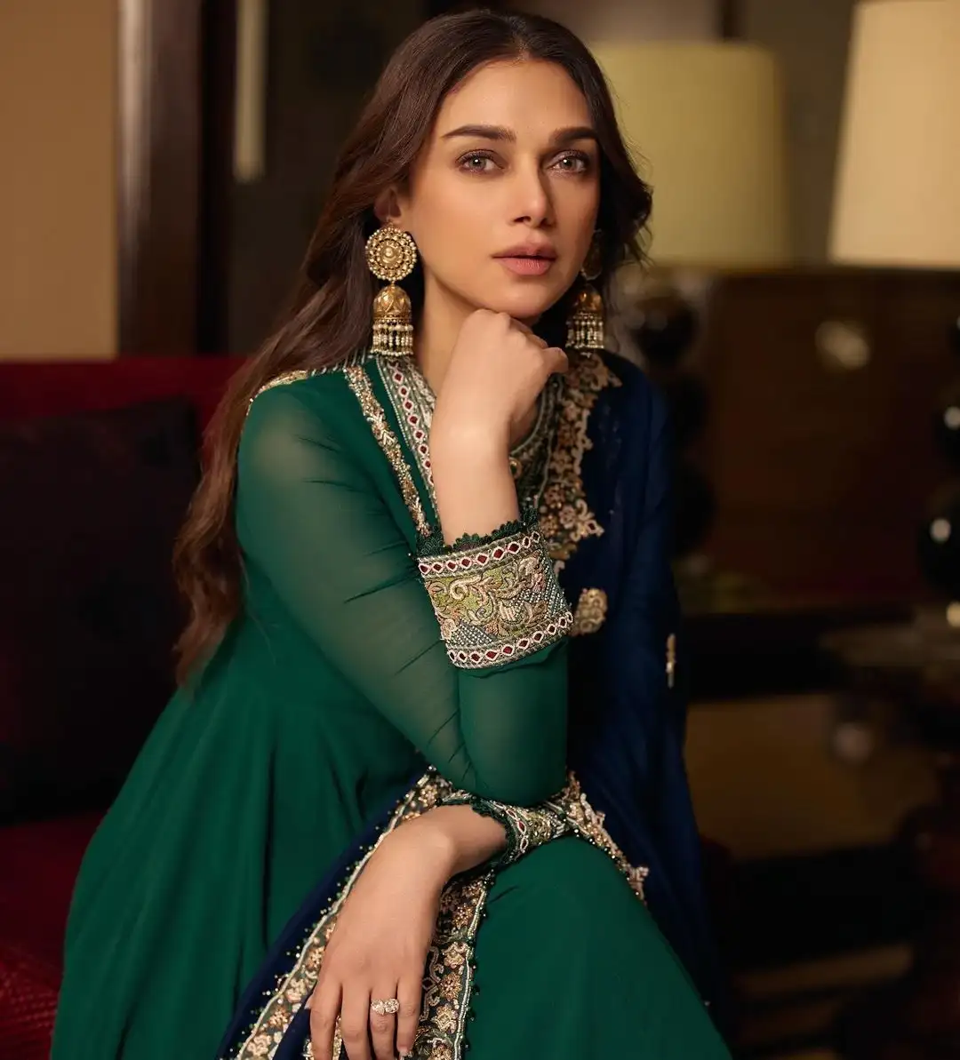 BOLLYWOOD ACTRESS ADITI RAO HYDARI STILLS IN GREEN DRESS 4